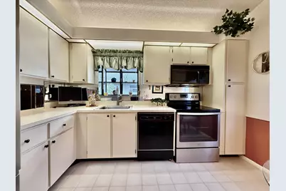 8620 Jasmine Way, Boca Raton, FL 33496 - Photo 5