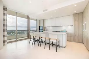 200 Arkona Ct, West Palm Beach, FL 33401 - Photo 9