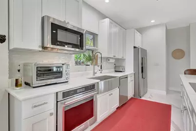 299 NW 10th Court, Boca Raton, FL 33486 - Photo 9