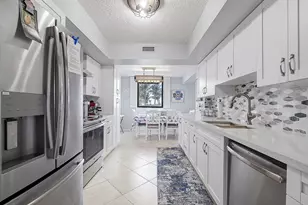 5380 N Ocean Dr, Singer Island, FL 33404 - Photo 7