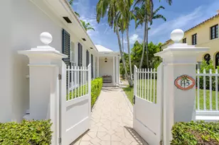 145 Clarendon Ave, Palm Beach, FL 33480 - Photo 3