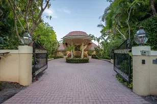 49 W High Point Rd, Sewalls Point, FL 34996 - Photo 9