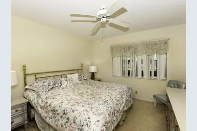 90 Hastings F, West Palm Beach, FL 33417 - Photo 11