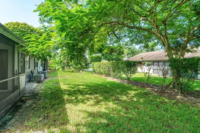 476 Lynbrook Court, Royal Palm Beach, FL 33411 - Photo 25