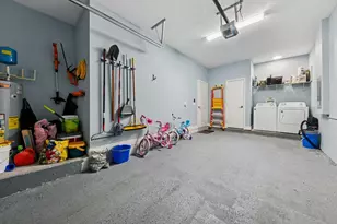 445 Lilac Ct, West Palm Beach, FL 33407 - Photo 15