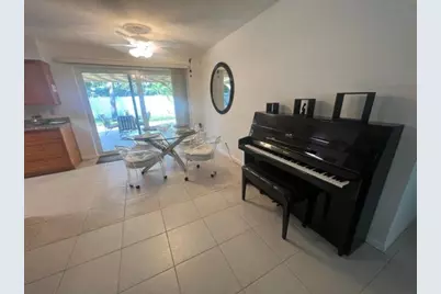 1260 Manor Drive, Riviera Beach, FL 33404 - Photo 9
