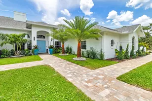 8852 154 Ct N, Palm Beach Gardens, FL 33418 - Photo 5