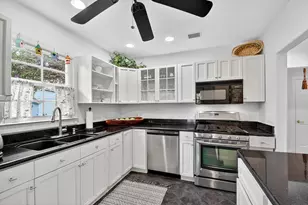523 31st St, West Palm Beach, FL 33407 - Photo 13