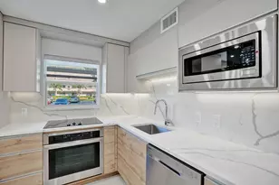 8 Richmond B, Deerfield Beach, FL 33442 - Photo 9