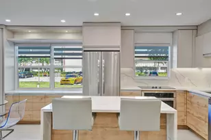 8 Richmond B, Deerfield Beach, FL 33442 - Photo 11