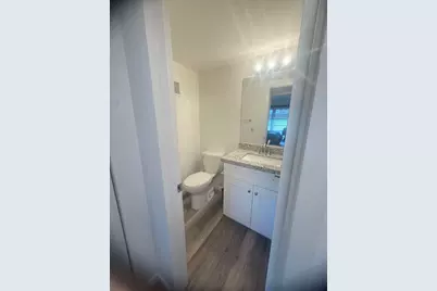 209 Brighton E, Boca Raton, FL 33434 - Photo 23