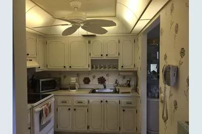 99 Saxony C, Delray Beach, FL 33446 - Photo 7