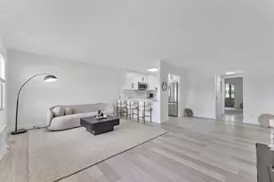 275 Mansfield G, Boca Raton, FL 33434 - Photo 1