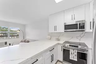 275 Mansfield G, Boca Raton, FL 33434 - Photo 9