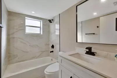 802 Burgundy Q, Delray Beach, FL 33484 - Photo 13