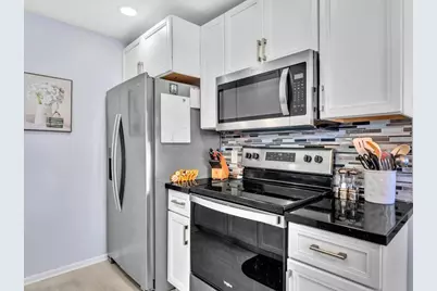 2083 Guildford E, Boca Raton, FL 33434 - Photo 23