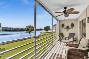 2083 Guildford E, Boca Raton, FL 33434 - Photo 9