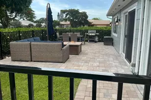 18 Holly Dr, Boynton Beach, FL 33436 - Photo 11