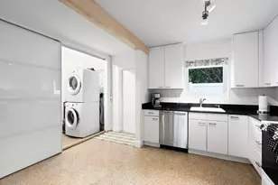 101 NE 11th St, Delray Beach, FL 33444 - Photo 13