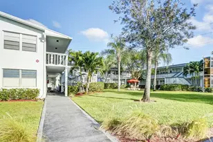 350 Farnham Q, Deerfield Beach, FL 33442 - Photo 9