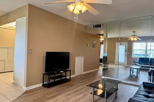 4019 Lincoln A, Boca Raton, FL 33434 - Photo 5