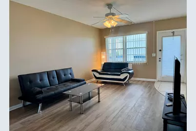 4019 Lincoln A, Boca Raton, FL 33434 - Photo 3