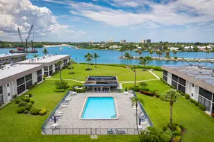 755 Saturn St, Jupiter, FL 33477 - Photo 5