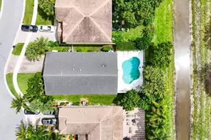 212 Kensington Way, Royal Palm Beach, FL 33414 - Photo 55