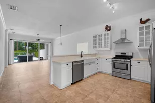 212 Kensington Way, Royal Palm Beach, FL 33414 - Photo 11