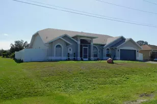 680 Manhattan St E, Lehigh Acres, FL 33974 - Photo 5