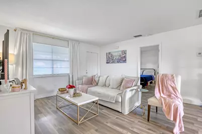 1925 SW Idaho Lane, Port Saint Lucie, FL 34984 - Photo 11