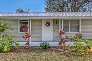 1925 SW Idaho Ln, Port Saint Lucie, FL 34984 - Photo 5