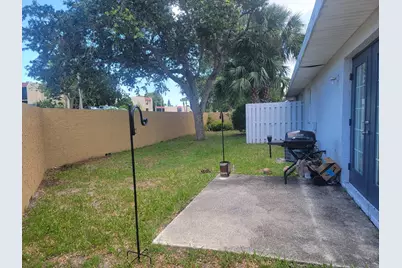 2001 Oleander Boulevard #C, Fort Pierce, FL 34950 - Photo 9