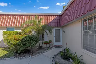 857 Worcester B Ln, Lake Worth, FL 33467 - Photo 3