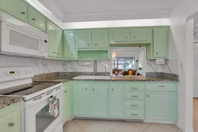 857 Worcester B Lane #B, Lake Worth, FL 33467 - Photo 13