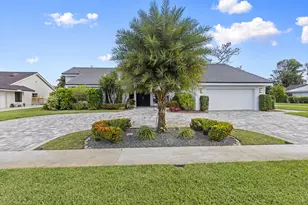 10718 Boca Woods Ln, Boca Raton, FL 33428 - Photo 11