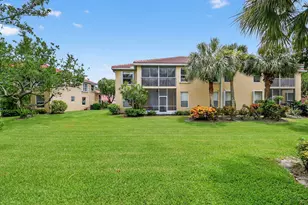 12447 Crystal Pointe Dr, Boynton Beach, FL 33437 - Photo 7