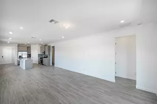 10684 NW Wilgrove Lane, Port Saint Lucie, FL 34987 - Photo 15