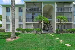 1112 Green Pine Blvd, West Palm Beach, FL 33409 - Photo 5