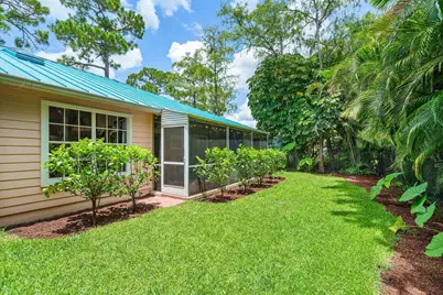 13982 Paddock Drive, Wellington, FL 33414 - Photo 27