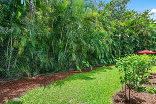 13982 Paddock Dr, Wellington, FL 33414 - Photo 29