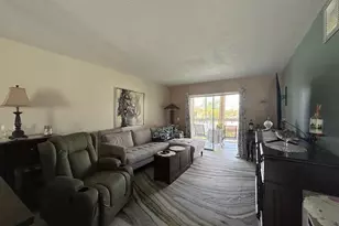 2161 NE 1st Ct, Boynton Beach, FL 33435 - Photo 9