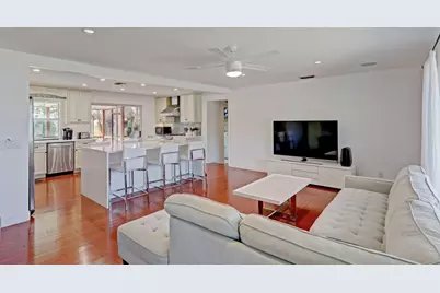 7115 Venetian Way, West Palm Beach, FL 33406 - Photo 3