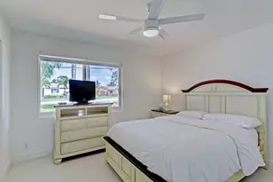 7115 Venetian Way, West Palm Beach, FL 33406 - Photo 15