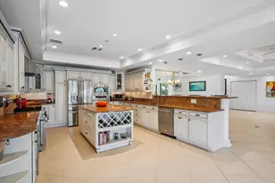 3422 SE Fairway W, Stuart, FL 34997 - Photo 13