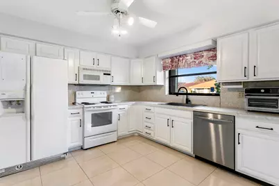 9830 Bischofia Tree Way #B, Boynton Beach, FL 33436 - Photo 31