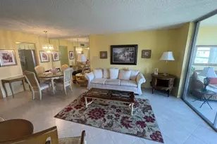 8901 Sunrise Lakes Blvd, Sunrise, FL 33322 - Photo 15