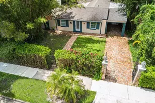 322 Valencia Rd, West Palm Beach, FL 33401 - Photo 1