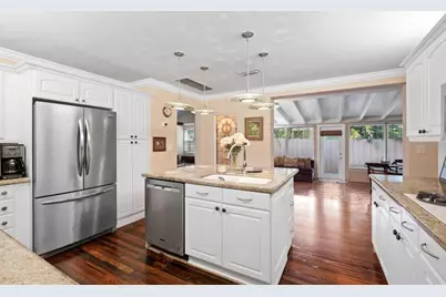 322 Valencia Road, West Palm Beach, FL 33401 - Photo 15