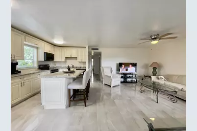 117 Flanders C, Delray Beach, FL 33484 - Photo 5